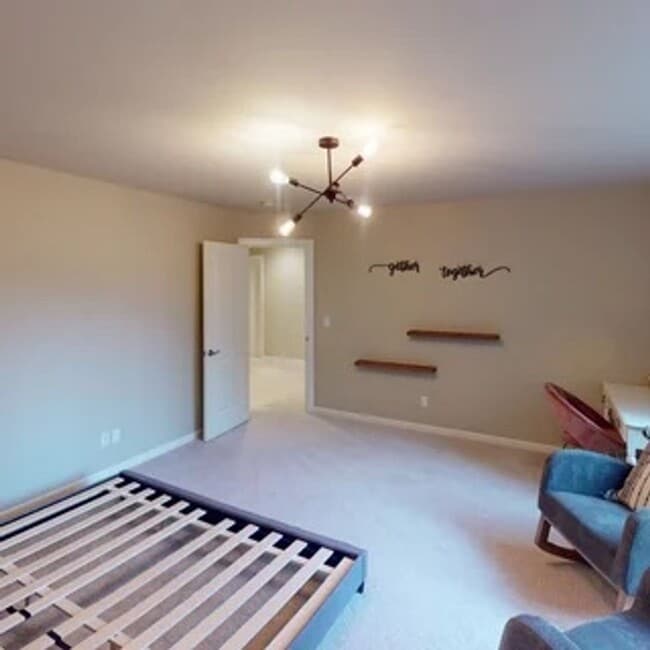 Building Photo - This Shy Creek Neighborhood 4 bed, 3 bath home has abundant space with a functional layout.