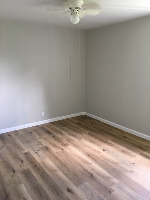 Building Photo - 318 Siebenman St