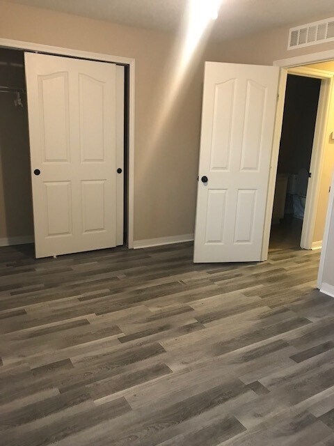 Building Photo - 13718 Beckman Dr