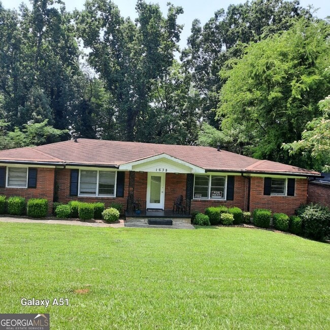 Primary Photo - 1638 E Woodberry Ave