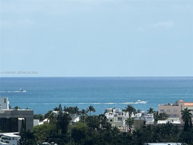 Building Photo - 1000 West Ave