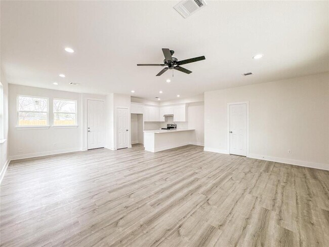 Building Photo - 11514 Courtshire Dr