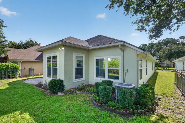Building Photo - 73 Durango Dr