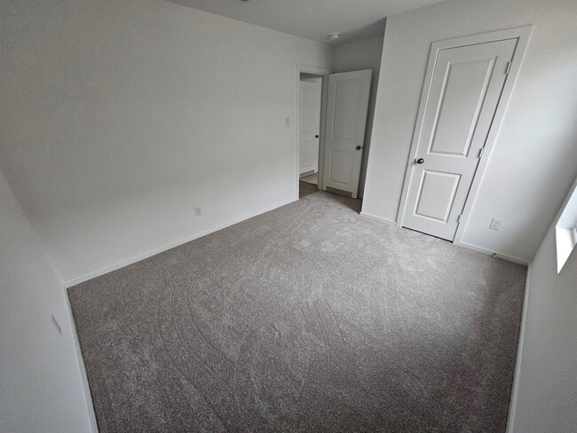 Building Photo - 21575 Carosella Dr
