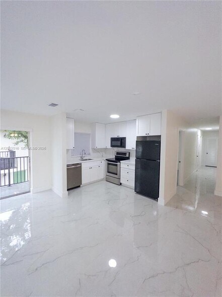 Building Photo - 5400 NW 18th St