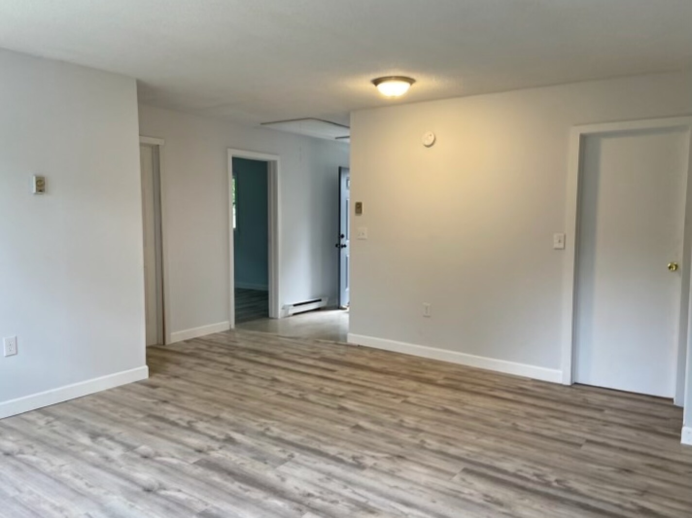 Building Photo - 164 Military Hwy