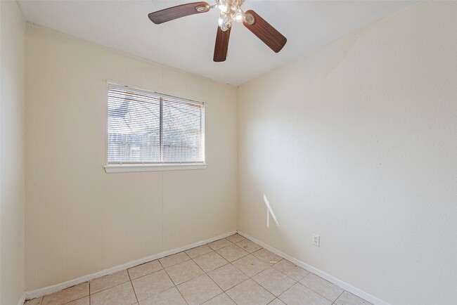 Building Photo - 3344 Scotch Moss Ln