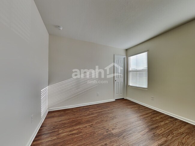 Building Photo - 155 E Jayce Way