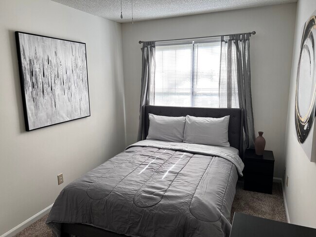 Building Photo - 10124 Rockwood Rd