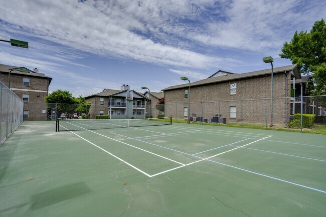 Building Photo - 12166 Metric Blvd