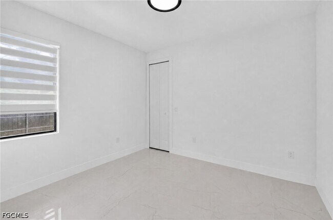 Building Photo - 414 Highland Ave