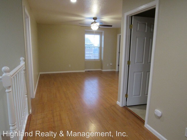 Building Photo - 4 br, 3 bath House - 1174 Sunbird Ave