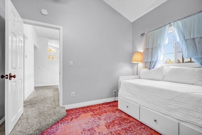 Building Photo - 14501 Wesfall Rd., Tustin CA 92780 5 BR, 3...