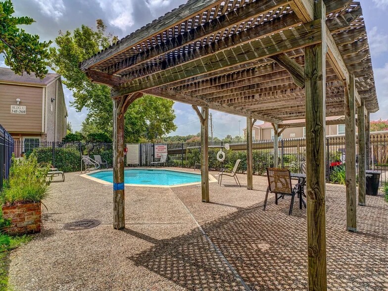 Pool adjacent to the unit - 1860 White Oak Dr