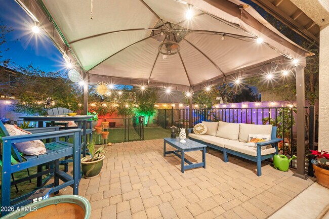 Building Photo - 17239 W Ironwood St