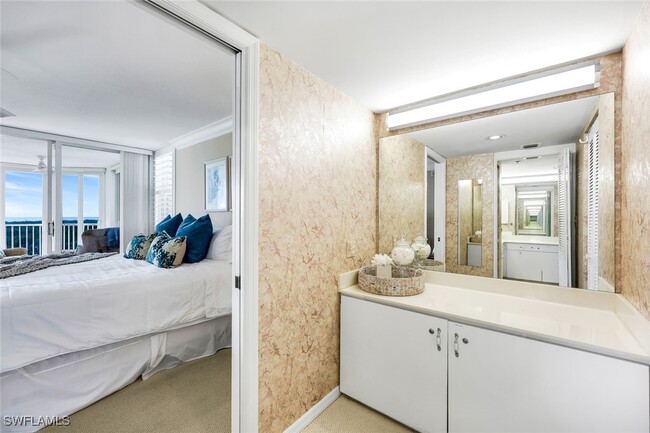 Building Photo - 6361 Pelican Bay Blvd