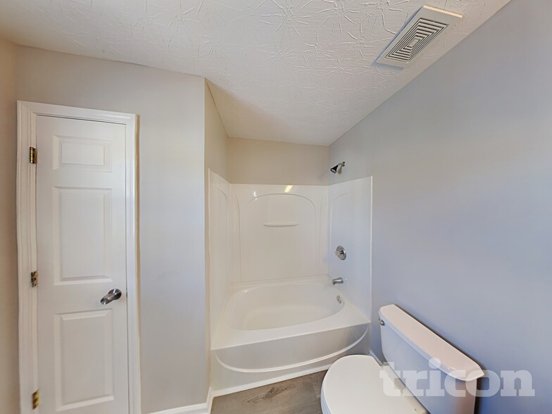 Building Photo - 177 Arrowhead Dr