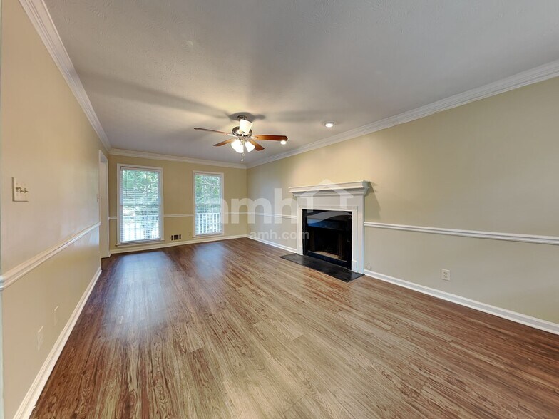 Building Photo - 1839 Stonebrook Way