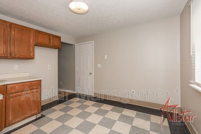 Building Photo - 1321 Massachusetts Ave