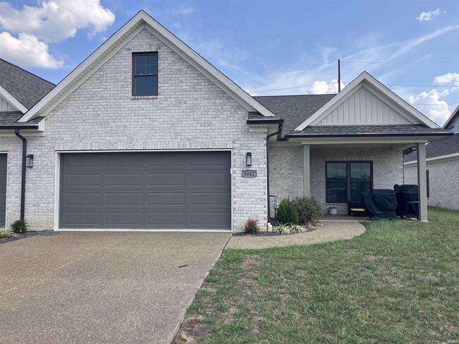 Primary Photo - 3042 White Oak Trl