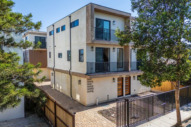 Building Photo - 5508 Barton Ave