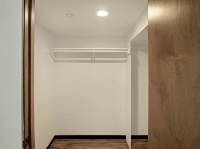 Walk in closets - 2612 Corralitas Dr