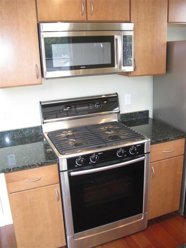 Building Photo - 27 Wheeler St