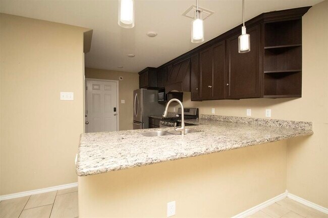 Building Photo - 4316 Ramona Dr
