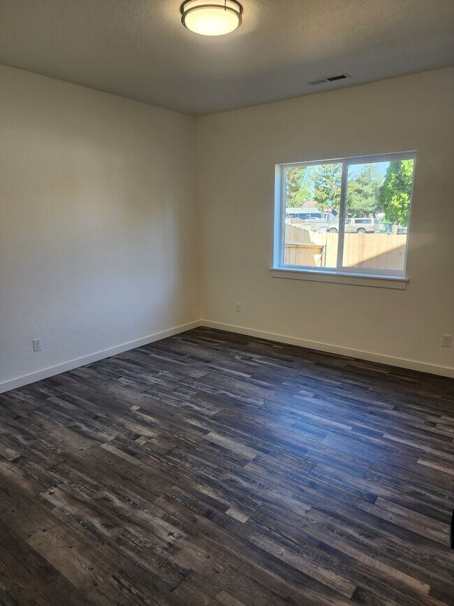 Building Photo - New Construction 3 bed 2 bath 2 car garage