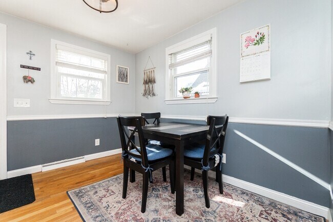 Building Photo - 73 Winfield St