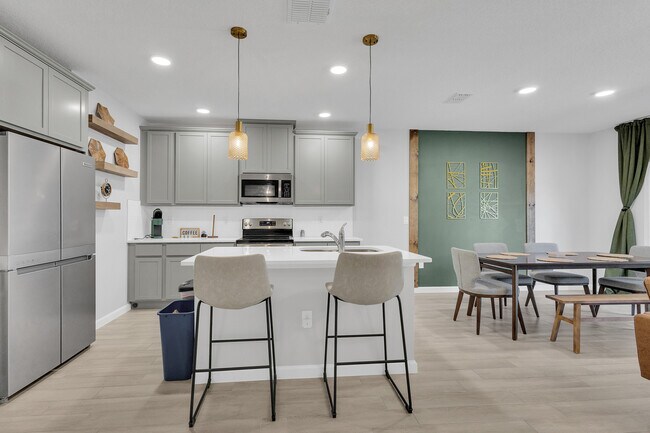 Building Photo - Saint Cloud - Multi Unit