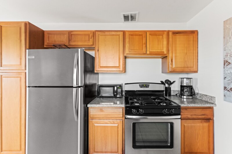 Building Photo - 61600 Palm Vista Dr