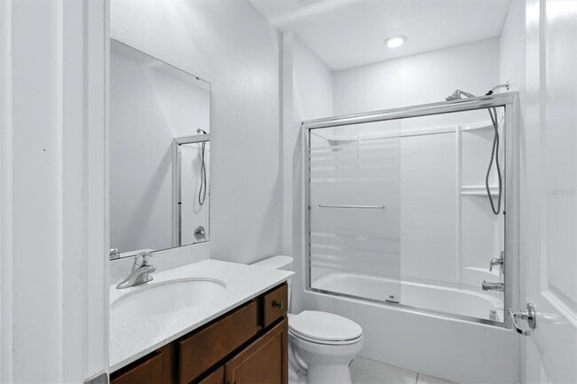 Building Photo - 9108 Royal River Cir