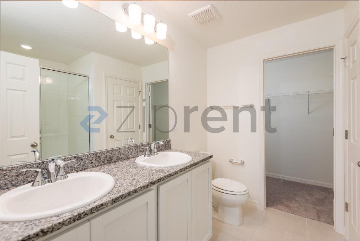 Building Photo - 9286 Sandy Bluffs Circle