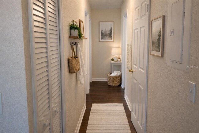 Building Photo - 2911 Antique Oaks Cir