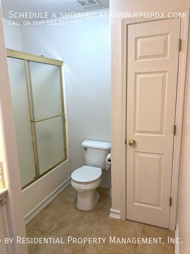 Building Photo - 6463 NW Wenmarie Dr