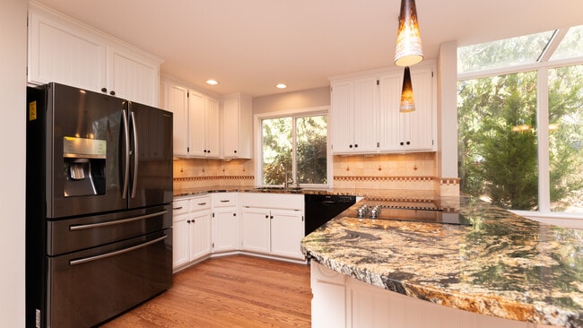 Building Photo - 23516 NE 22nd St