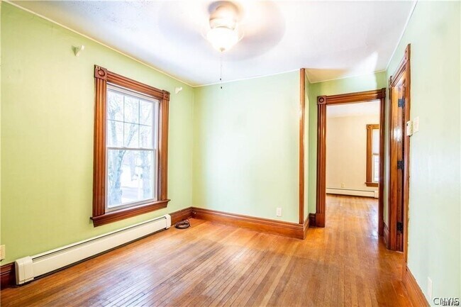 Building Photo - 718 Parham St
