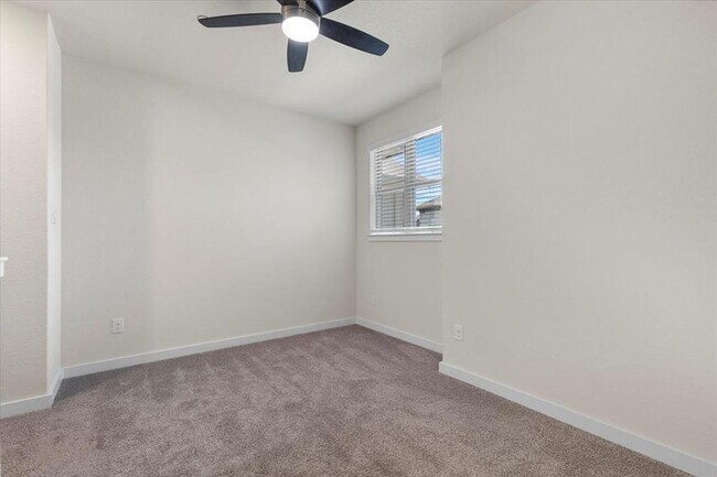 Building Photo - 2500 Forest Creek Dr