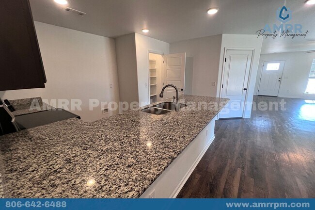 Building Photo - 106 Anita Plaza