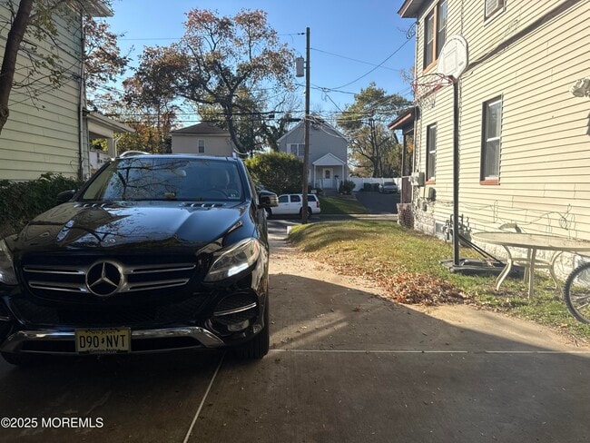 Building Photo - 340 Myrtle Ave