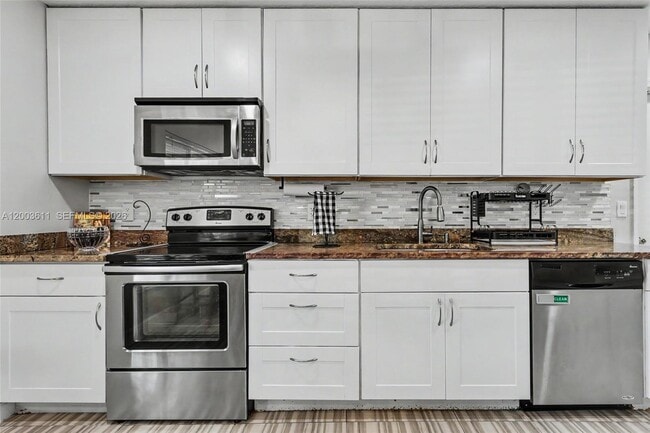 Building Photo - 7941 NW 3rd Pl