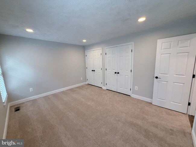 Building Photo - 917 Cypress Point Cir