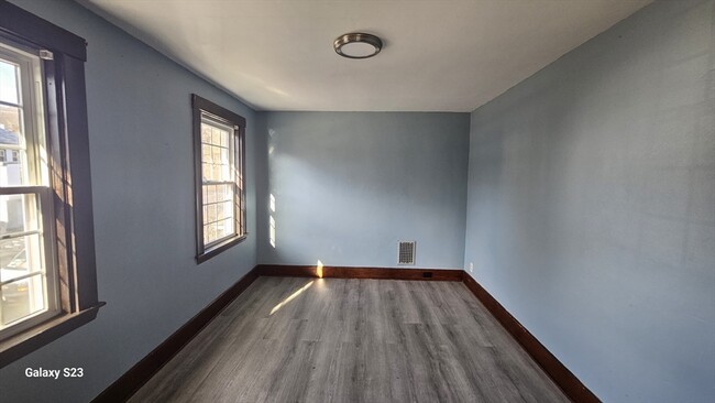 Building Photo - 3 Woodland St