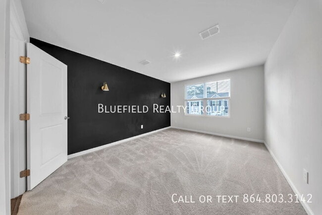 Building Photo - 158 Sarnesfield Wy