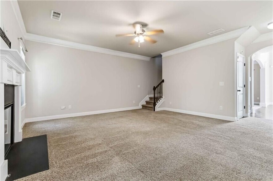 Building Photo - 871 Overlook Path Way