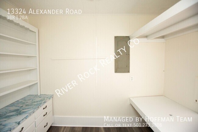 Building Photo - 13324 Alexander Rd