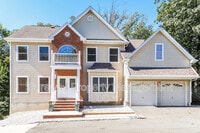 Building Photo - 2 Lucha Ct