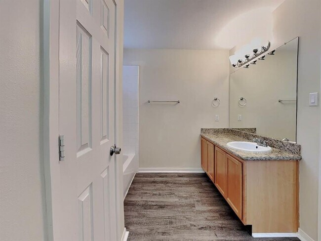 Building Photo - 6424 Mountain Pines Ln