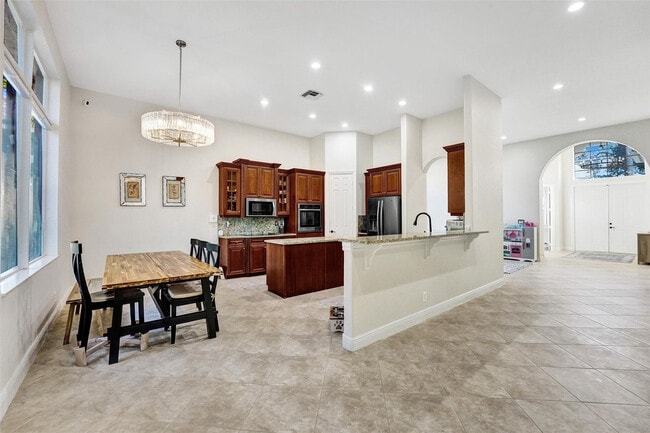 Building Photo - 7421 NW 115th Terrace